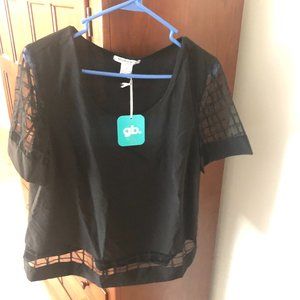 Black Sheer Sleeve & Bottom Detail Top Size 1X